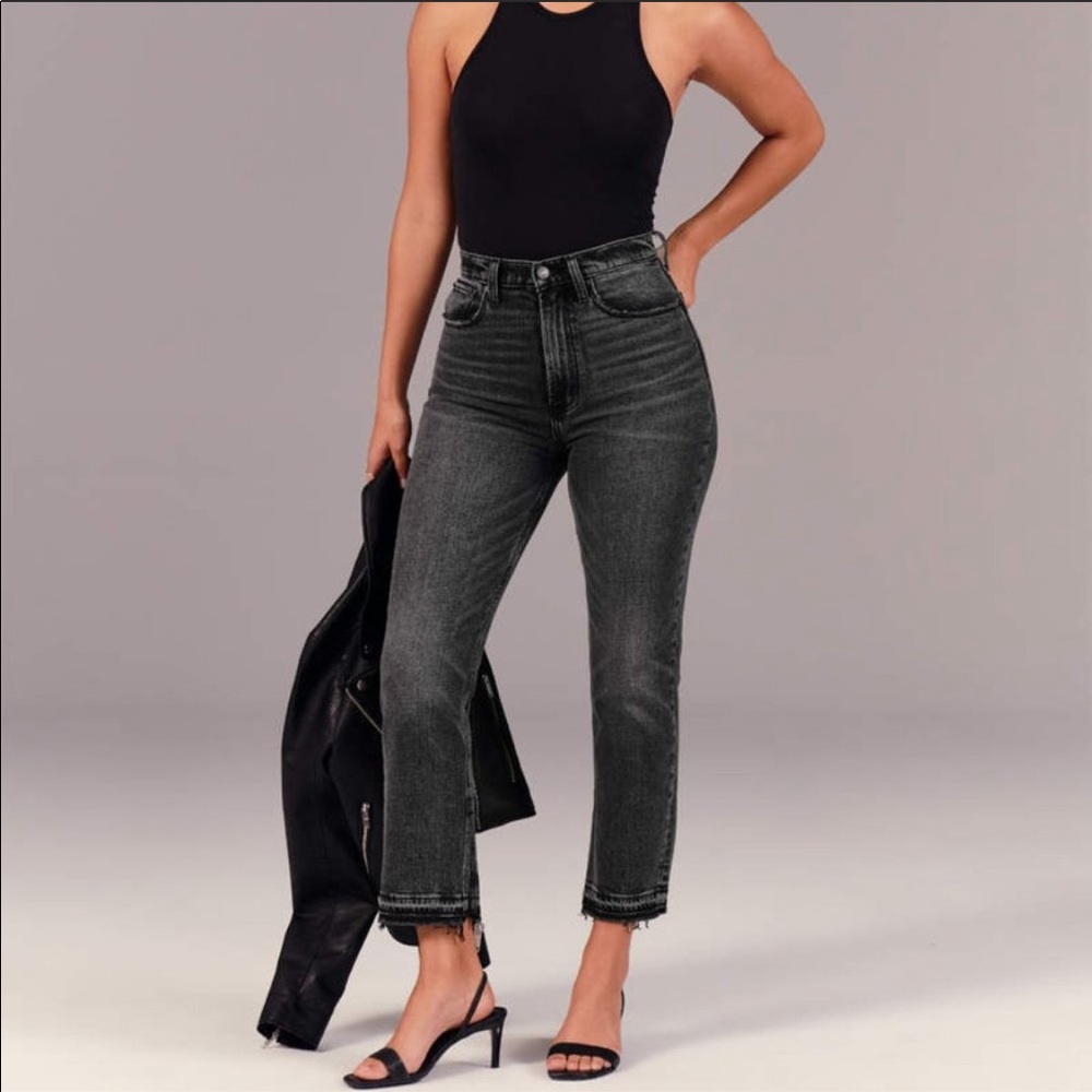Abercrombie Curve Love High Rise Ankle Jeans SZ 29